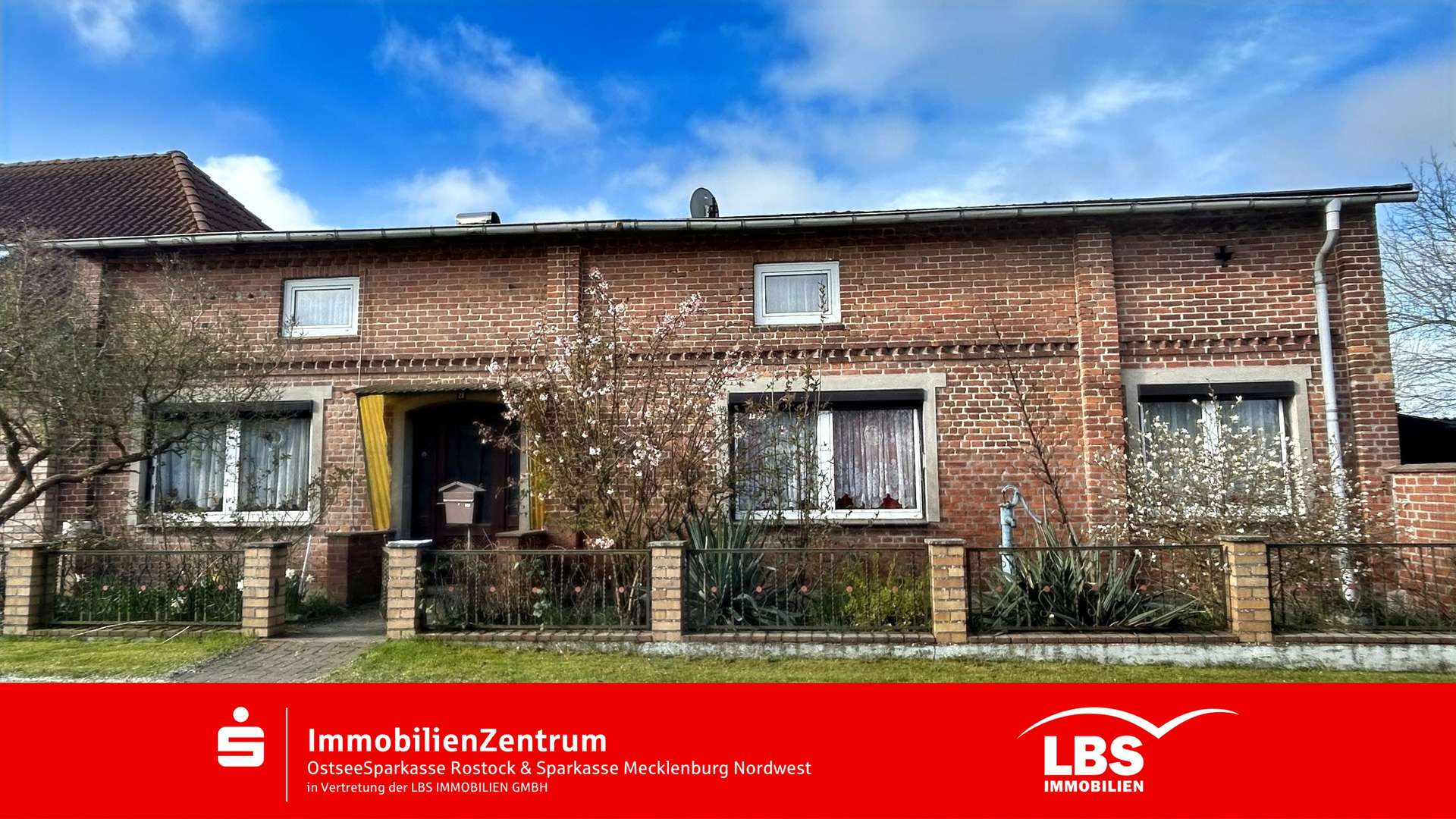 Straßensansicht - Doppelhaushälfte in 18246 Oettelin mit 80m² kaufen