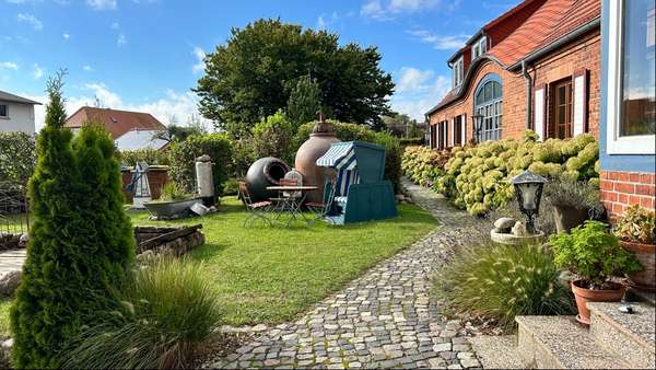 maritimes Ambiente - Pension in 18211 Börgerende mit 298m² als Kapitalanlage kaufen