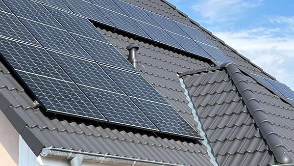 Solaranlage_Dach Solaranlage_Dach - Einfamilienhaus in 18273 Güstrow mit 152m² kaufen