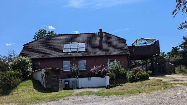 Ansicht Straßenseite - Zweifamilienhaus in 18276 Gutow mit 162m² kaufen