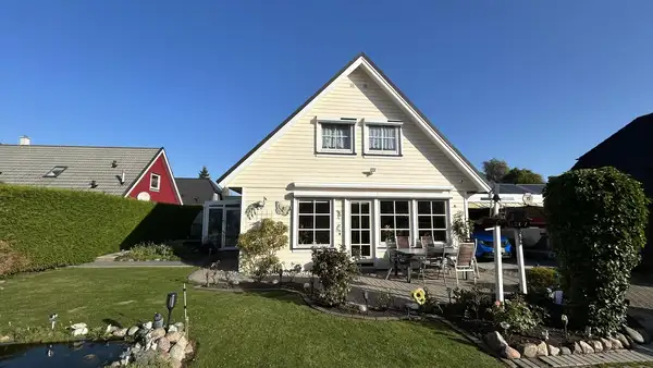 Energiekl. A: Haus in ruhigem Wohngebiet