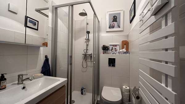 Duschbad Duschbad - Etagenwohnung in 18055 Rostock mit 86m² kaufen