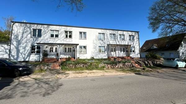 Ansicht Gesamtobjekt - Reihenmittelhaus in 18233 Neubukow mit 72m² kaufen