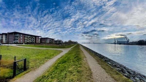Wohnen direkt am Wasser - Etagenwohnung in 18119 Rostock mit 71m² kaufen