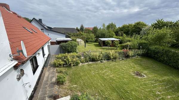 Gepflegter Garten Gepflegter Garten - Bauernhaus in 18107 Elmenhorst/Lichtenhagen mit 200m² kaufen