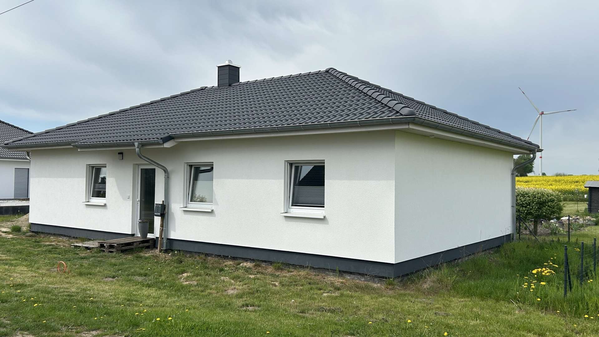 null - Bungalow in 18276 Gülzow-Prüzen mit 94m² kaufen