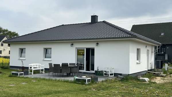 Ansicht Gartenseite - Bungalow in 18276 Gülzow-Prüzen mit 94m² kaufen