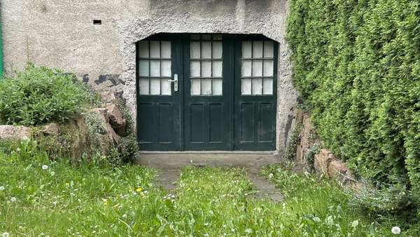 Ehemalige kleine Garage - Doppelhaushälfte in 18273 Güstrow mit 167m² kaufen