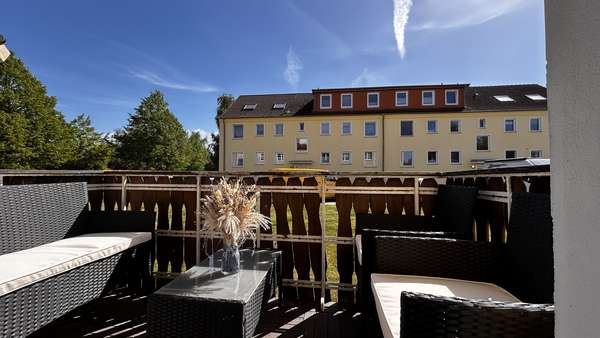 Balkon Balkon - Erdgeschosswohnung in 18146 Rostock mit 60m² kaufen