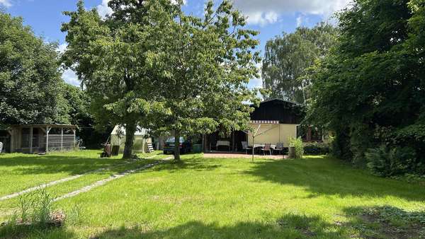 Bungalow Bungalow - Zweifamilienhaus in 18195 Grammow mit 288m² kaufen