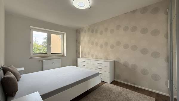 Schlafzimmer Schlafzimmer - Etagenwohnung in 18057 Rostock mit 49m² kaufen
