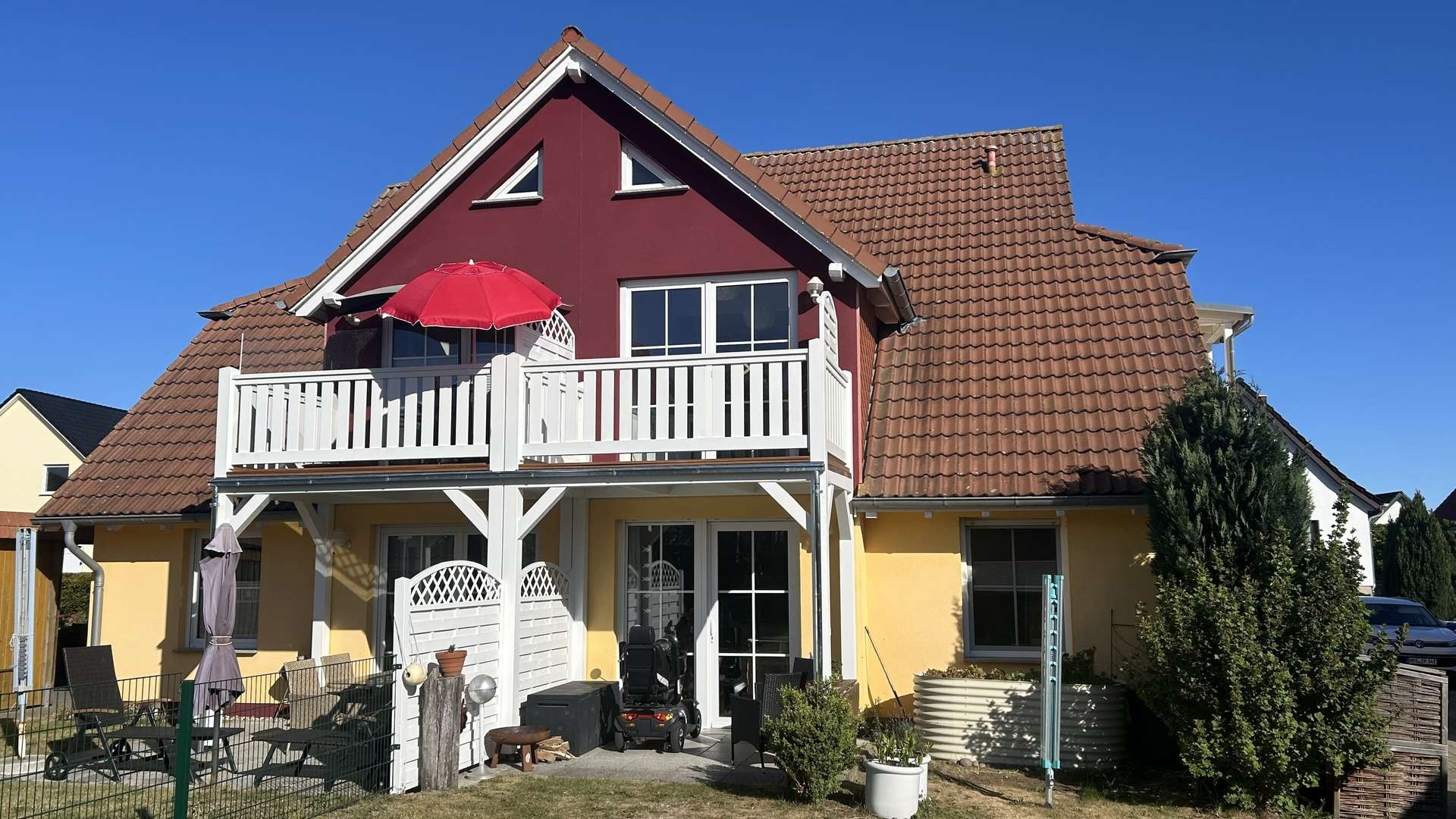 Rückansicht Rückansicht - Dachgeschosswohnung in 18225 Kühlungsborn mit 63m² kaufen