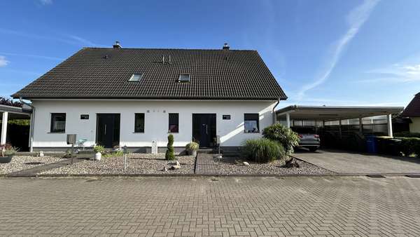 Außenansicht - Doppelhaushälfte in 18184 Thulendorf mit 117m² kaufen