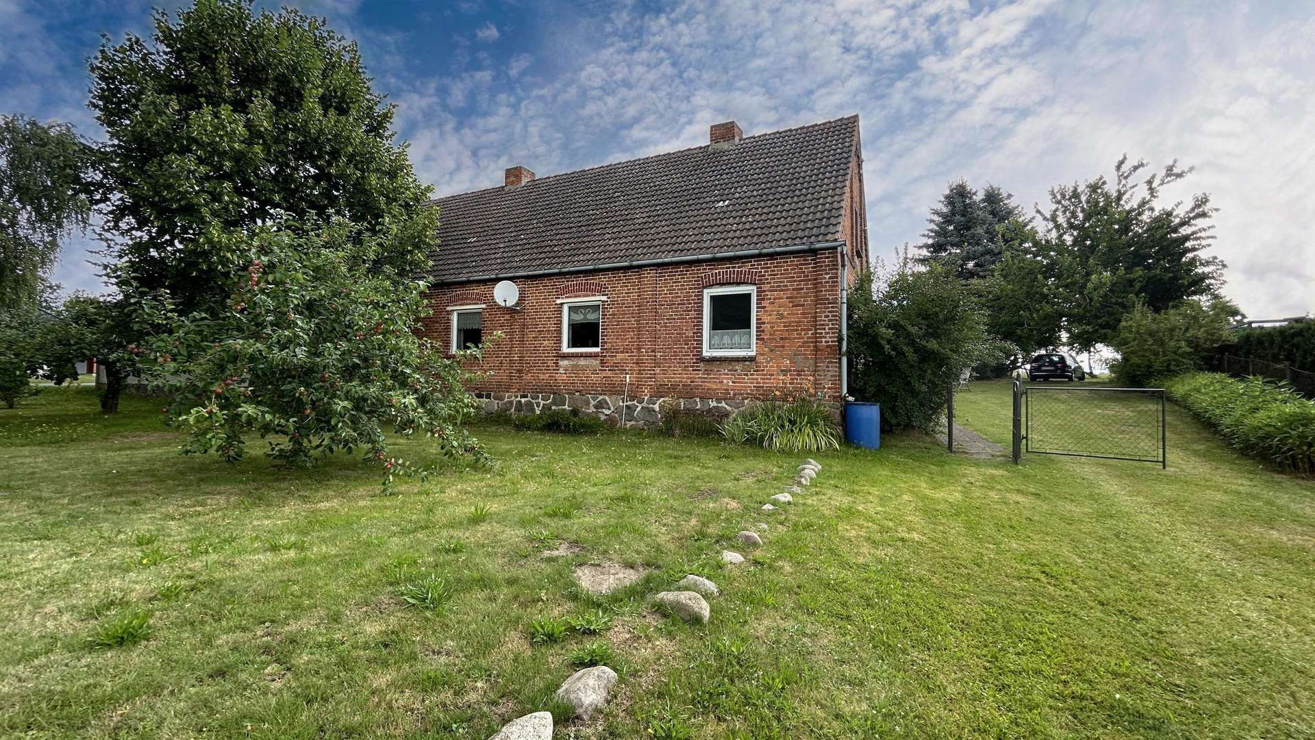 Außenansicht - Doppelhaushälfte in 17168 Schwasdorf mit 106m² kaufen