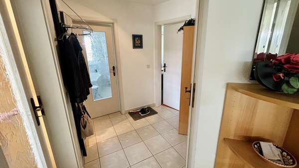 Flur - Dachgeschosswohnung in 18273 Güstrow mit 62m² kaufen