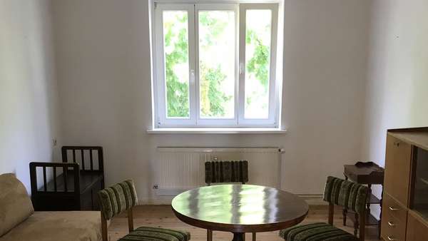 Zweites Zimmer Zweites Zimmer - Etagenwohnung in 18057 Rostock mit 57m² kaufen