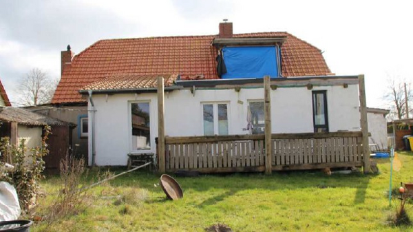 Außenansicht Außenansicht - Einfamilienhaus in 18233 Alt Bukow mit 114m² kaufen