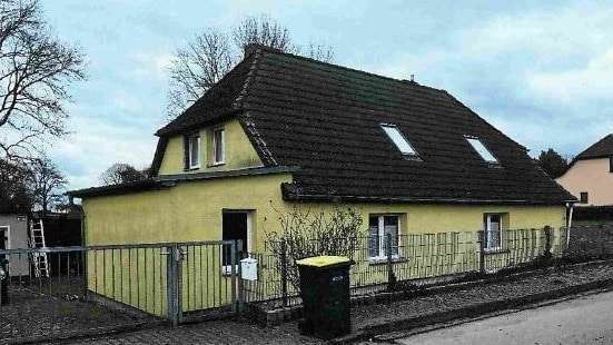 Zwangsversteigerung Einfamilienhaus in 17111 Borrentin mit 175m² kaufen