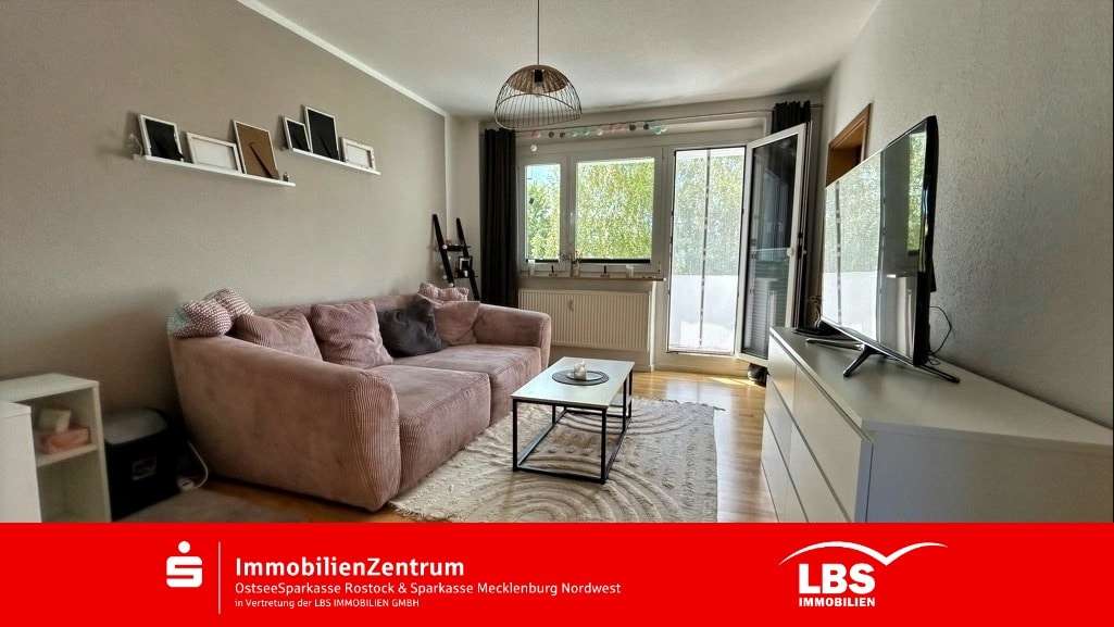 Wohnzimmer Wohnzimmer - Etagenwohnung in 18109 Rostock mit 46m² kaufen