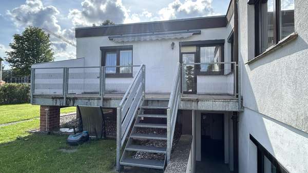 Blick zur Terrasse Blick zur Terrasse - Einfamilienhaus in 17168 Jördenstorf mit 106m² kaufen