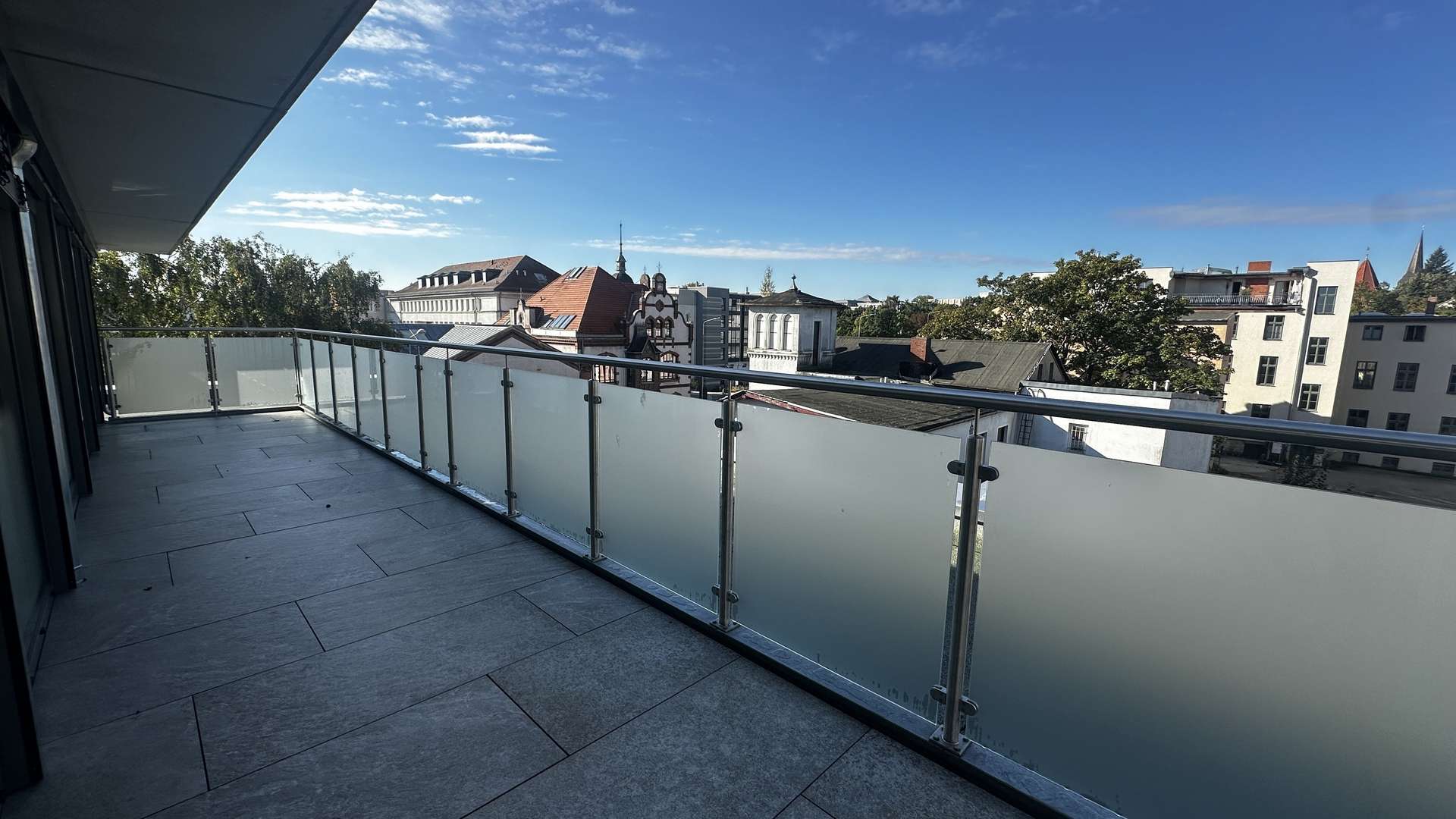 Terrasse Terrasse - Penthouse-Wohnung in 18055 Rostock mit 136m² kaufen