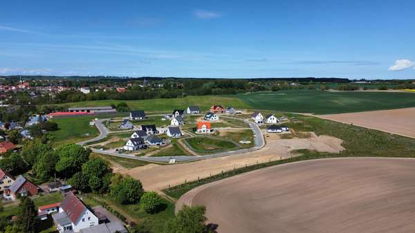 Bautenstand 6/25 - Grundstück in 18236 Kröpelin mit 724m² kaufen