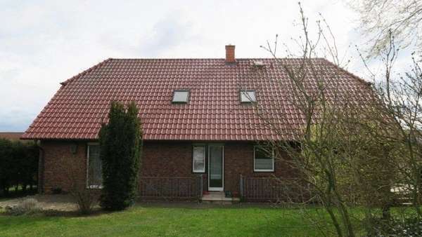 Ansicht Gartenseite - Zweifamilienhaus in 17168 Sukow-Levitzow mit 194m² kaufen