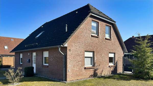 Vorderansicht - Einfamilienhaus in 23972 Lübow mit 133m² kaufen
