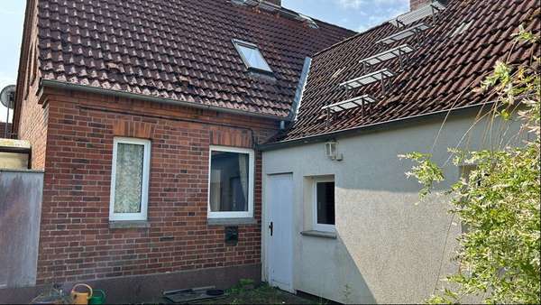 Anbau (vorher Stallgebäude) - Doppelhaushälfte in 23936 Grevesmühlen mit 90m² kaufen