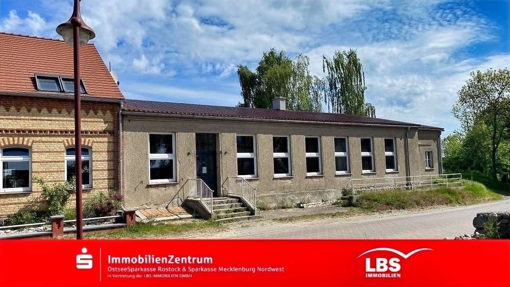 Anicht von Süden - Doppelhaushälfte in 19412 Kloster Tempzin mit 322m² kaufen