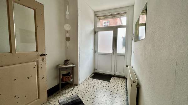 Erdgeschoss Flur Erdgeschoss Flur - Mehrfamilienhaus in 23923 Schönberg mit 220m² als Kapitalanlage kaufen