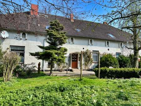 Rückseite - Herrenhaus in 23972 Dorf Mecklenburg mit 372m² kaufen