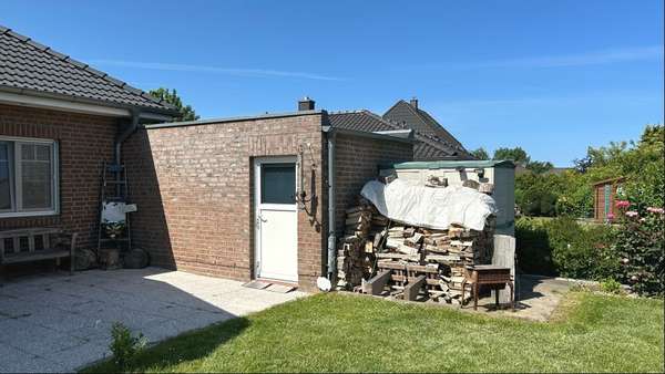 Werkstatt mit Holzlager - Bungalow in 23948 Klütz mit 148m² kaufen