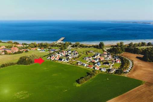 Luftbild mit Ostsee - Grundstück in 23948 Wohlenberg mit 2197m² kaufen