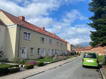 ruhige Wohnstraße - Reihenmittelhaus in 23970 Wismar mit 82m² kaufen