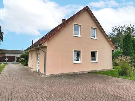 Rückansicht - Zwangsversteigerung Einfamilienhaus in 19288 Groß Laasch mit 116m² kaufen