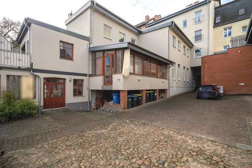 hinterer Gebäudeteil hinterer Gebäudeteil - Wohn- / Geschäftshaus in 19053 Schwerin mit 527m² als Kapitalanlage kaufen