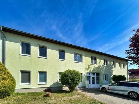 Vorderansicht Vorderansicht - Mehrfamilienhaus in 19372 Spornitz mit 488m² als Kapitalanlage kaufen