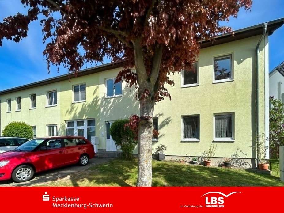 Vorderansicht Vorderansicht - Mehrfamilienhaus in 19372 Spornitz mit 488m² als Kapitalanlage kaufen