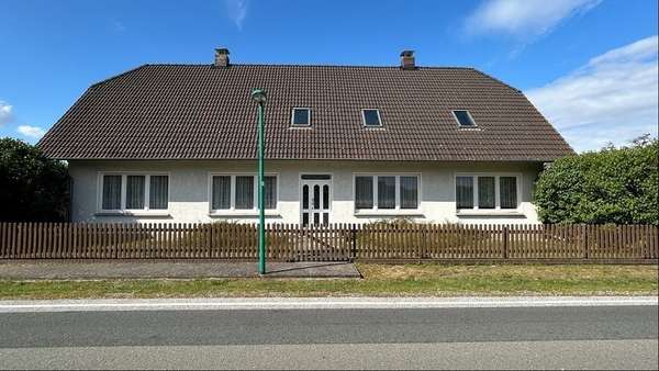 Vorderansicht - Einfamilienhaus in 19372 Matzlow-Garwitz mit 143m² kaufen