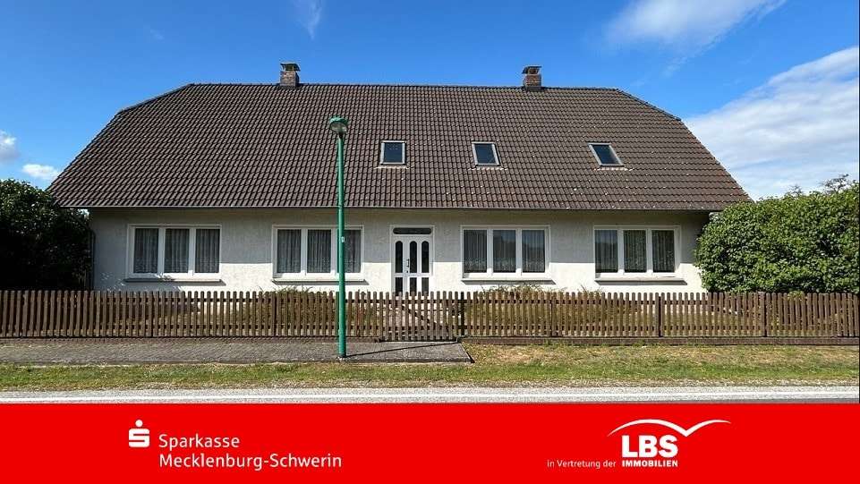 Vorderansicht - Einfamilienhaus in 19372 Matzlow-Garwitz mit 143m² kaufen