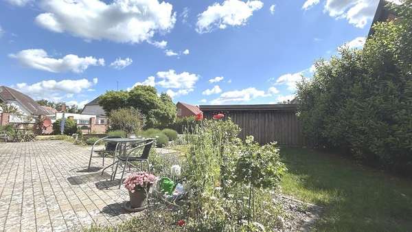 Garten - Mehrfamilienhaus in 19306 Neustadt-Glewe mit 247m² kaufen