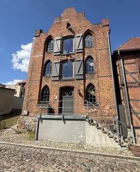 Mehrfamilienhaus in 19395 Plau am See mit 291m² als Kapitalanlage kaufen