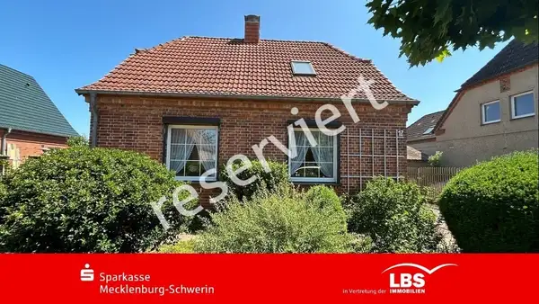 Wohnhaus in zentrumsnaher, ruhiger Lage!