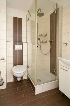 Duschbad Duschbad - Etagenwohnung in 19053 Schwerin mit 67m² mieten