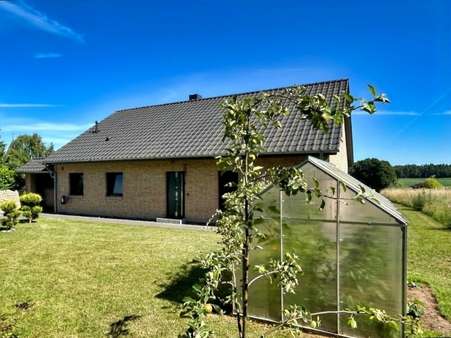 Vorderansicht - Einfamilienhaus in 19243 Wittendörp mit 140m² kaufen