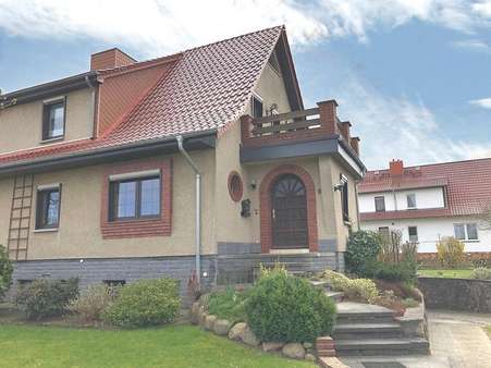 Willkommen zu Hause! - Doppelhaushälfte in 19057 Schwerin mit 107m² kaufen