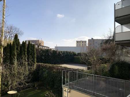 Blick vom Balkon - Etagenwohnung in 19053 Schwerin mit 120m² kaufen