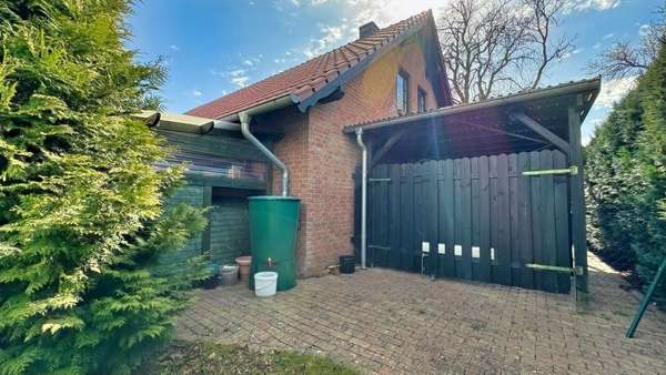 Gebäudeansicht 2 - Doppelhaushälfte in 17214 Nossentiner Hütte mit 98m² kaufen