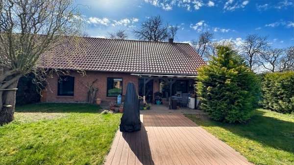 Gebäudeansicht 3 - Doppelhaushälfte in 17214 Nossentiner Hütte mit 98m² kaufen